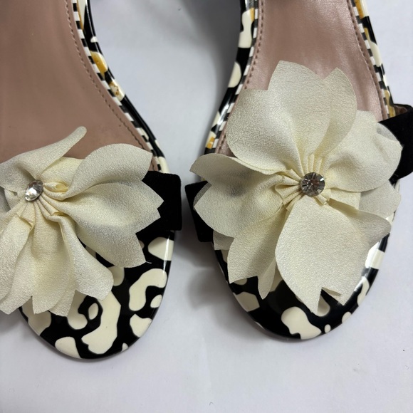 Betsey Johnson floral ankle strap heels - Picture 3 of 9